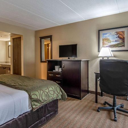 Quality Inn Tully I-81 Exteriör bild