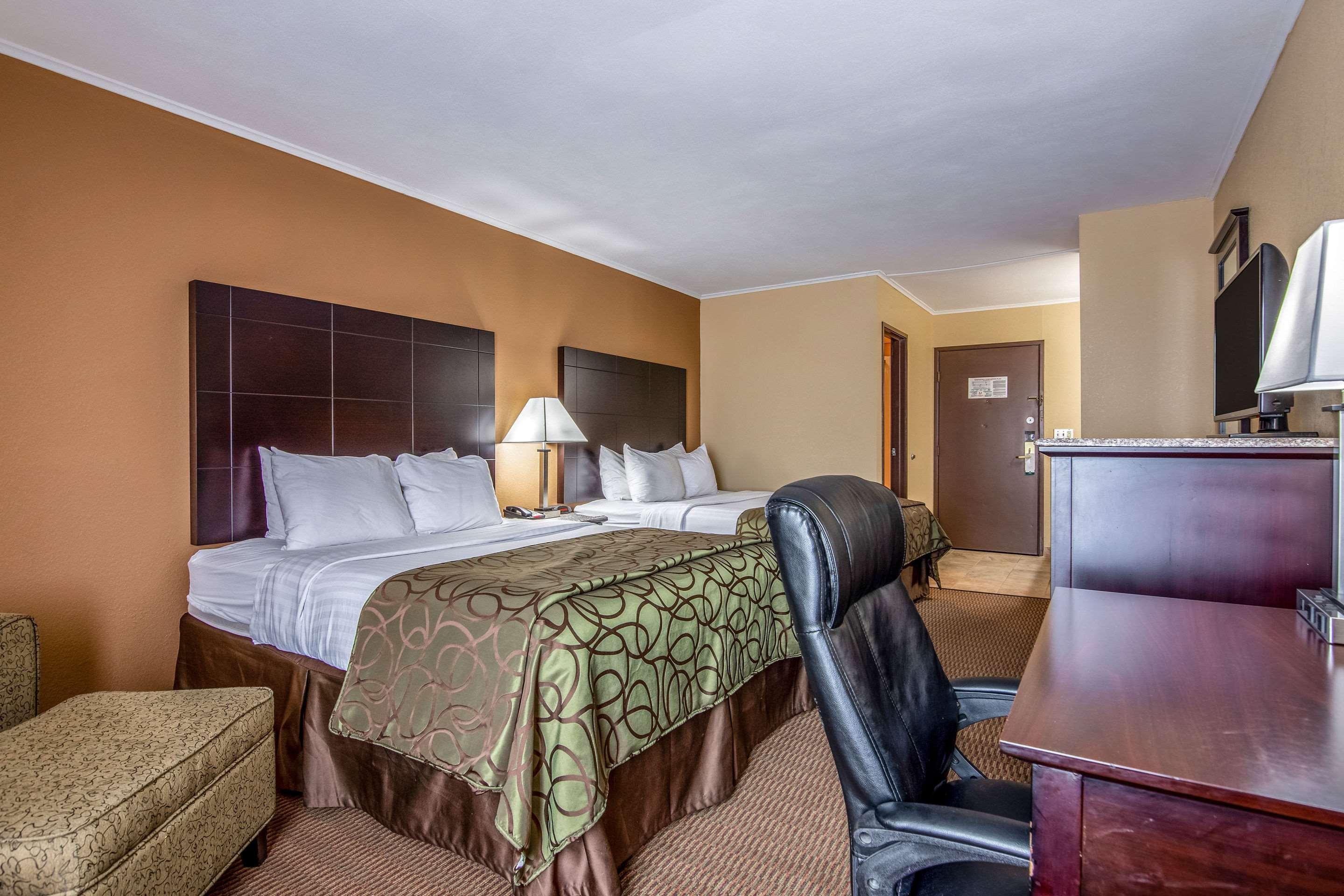 Quality Inn Tully I-81 Exteriör bild