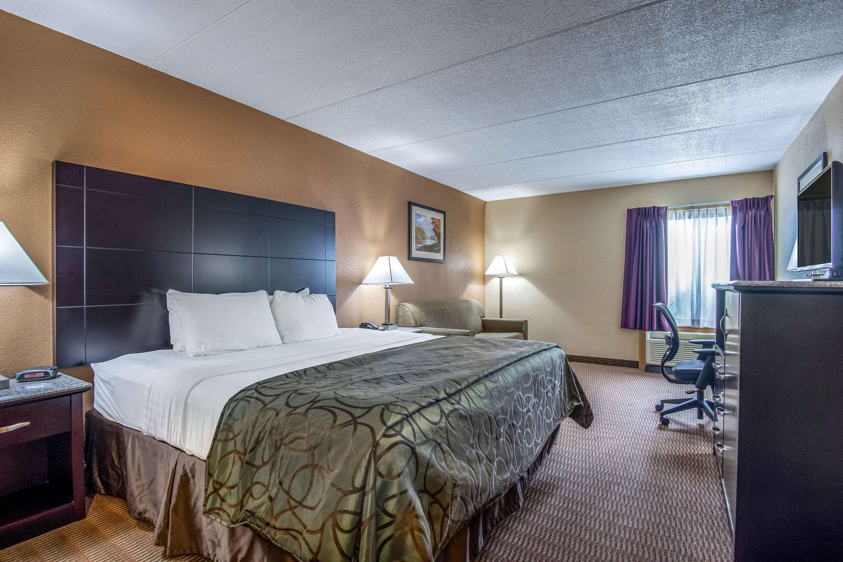 Quality Inn Tully I-81 Exteriör bild