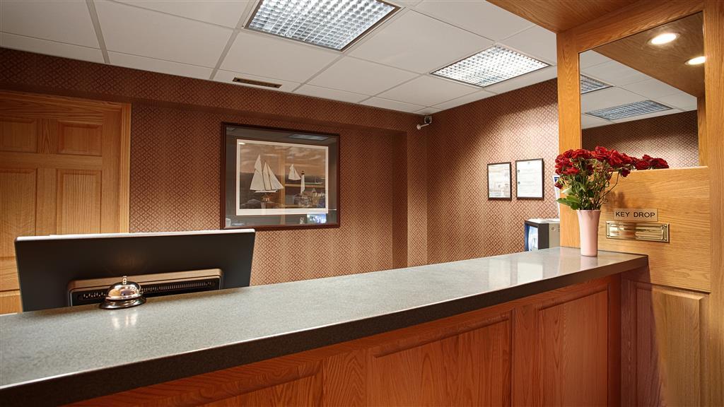 Quality Inn Tully I-81 Exteriör bild