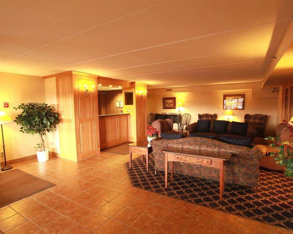 Quality Inn Tully I-81 Exteriör bild
