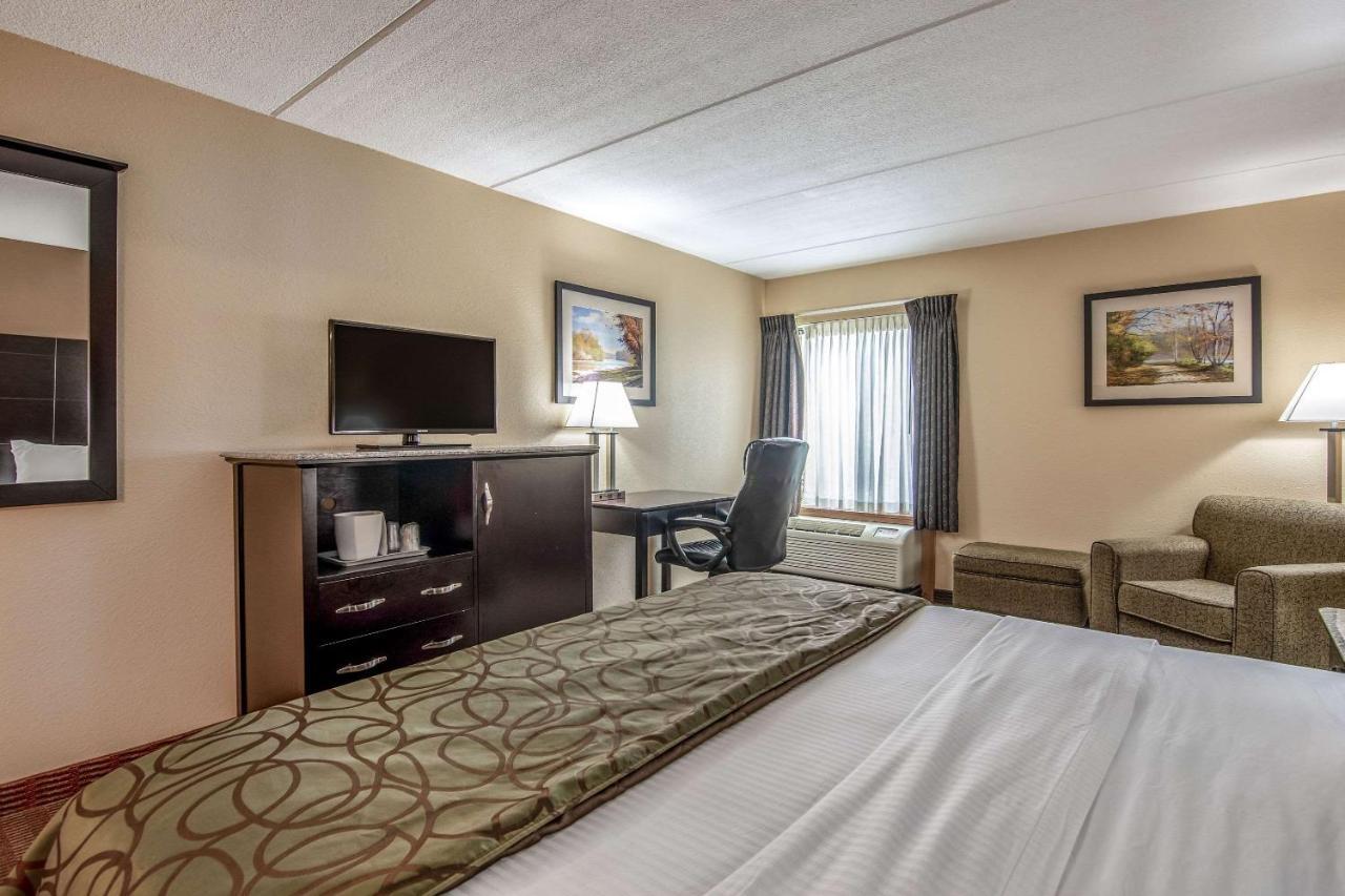 Quality Inn Tully I-81 Exteriör bild