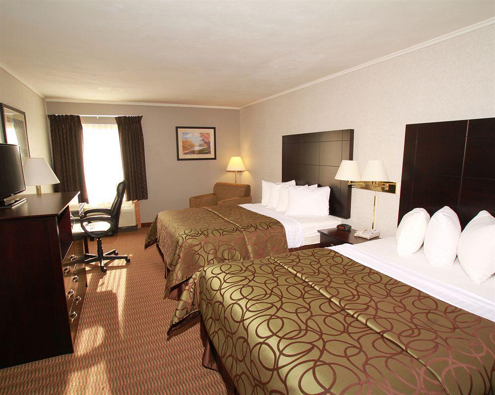 Quality Inn Tully I-81 Exteriör bild
