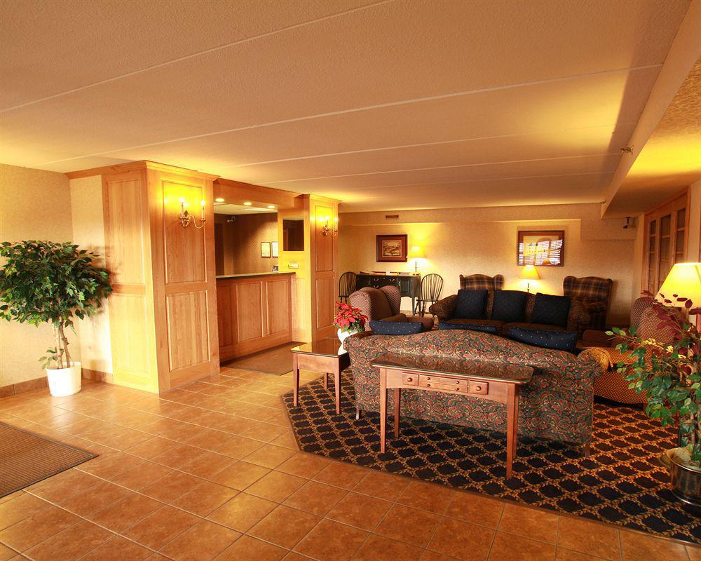 Quality Inn Tully I-81 Exteriör bild