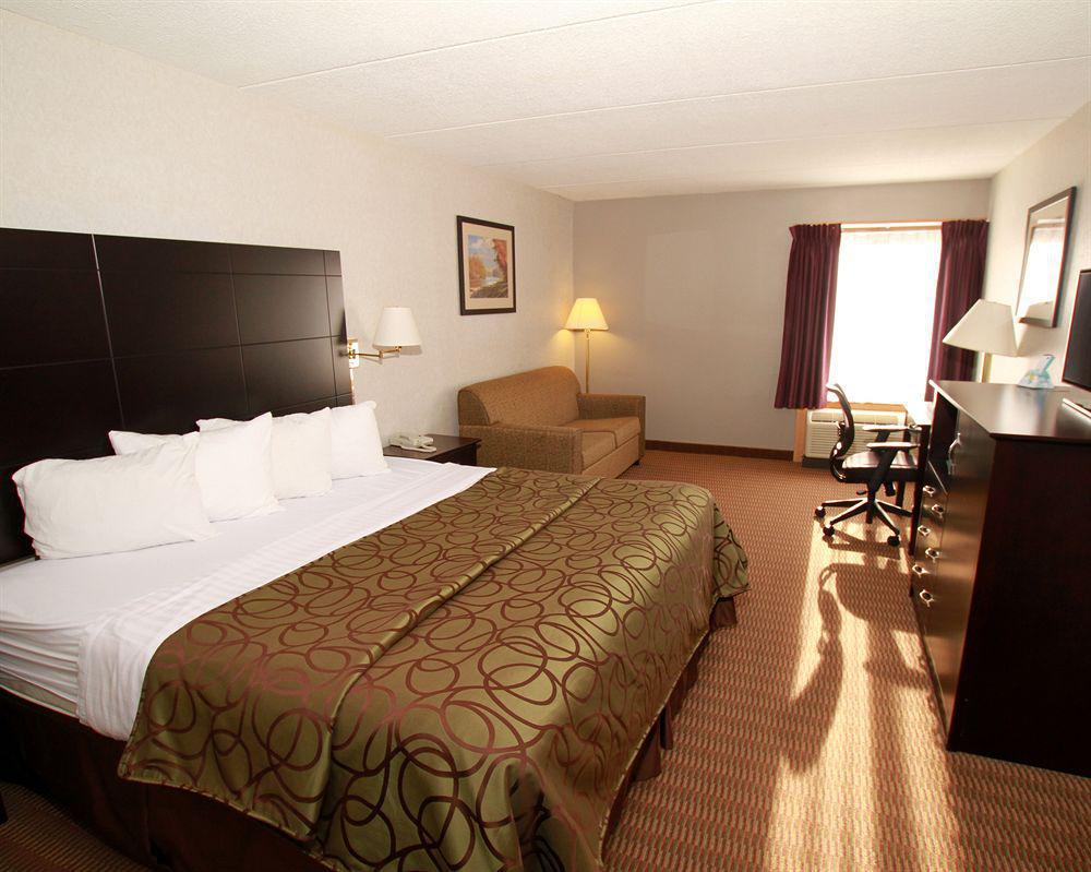Quality Inn Tully I-81 Exteriör bild